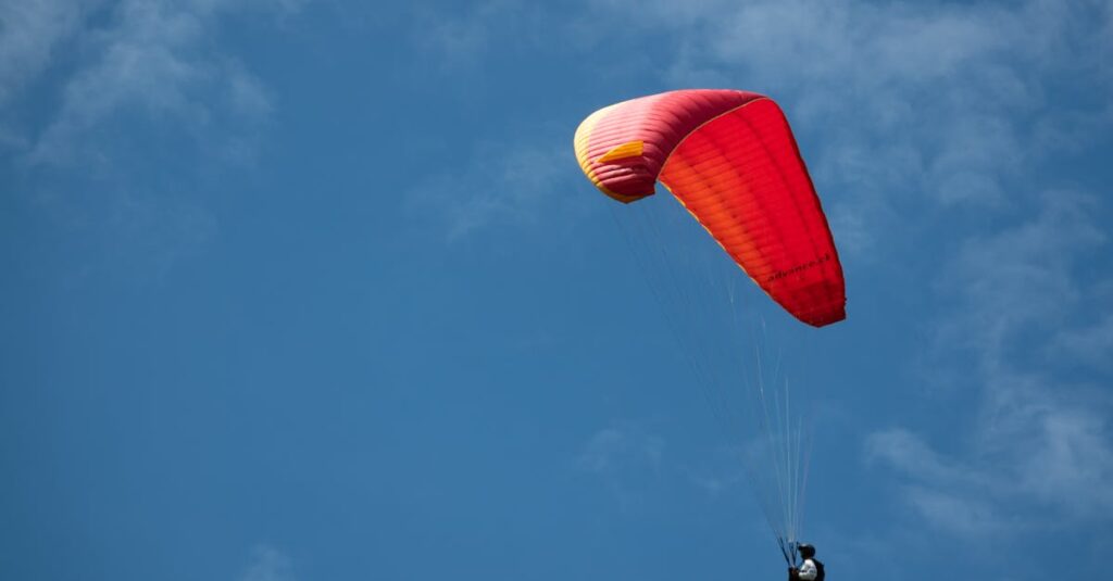 Illustration de Felix Baumgartner : L'icône de l'extrême s'écrase en Italie Felix-Baumgartner-paragliding-accident
