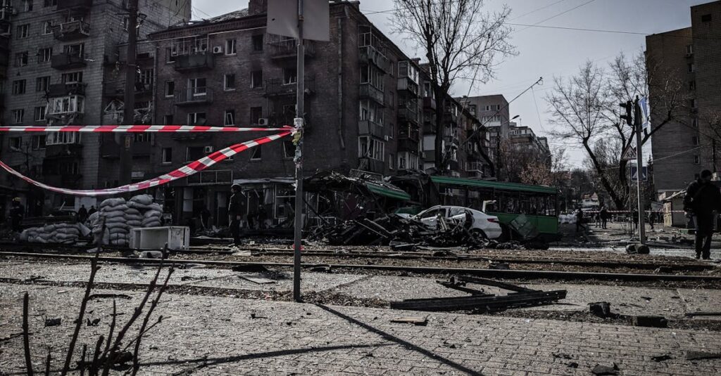Illustration de Israël accusé de génocide à Gaza : des ONG lâchent une bombe Gaza-destruction-aftermath-1-2