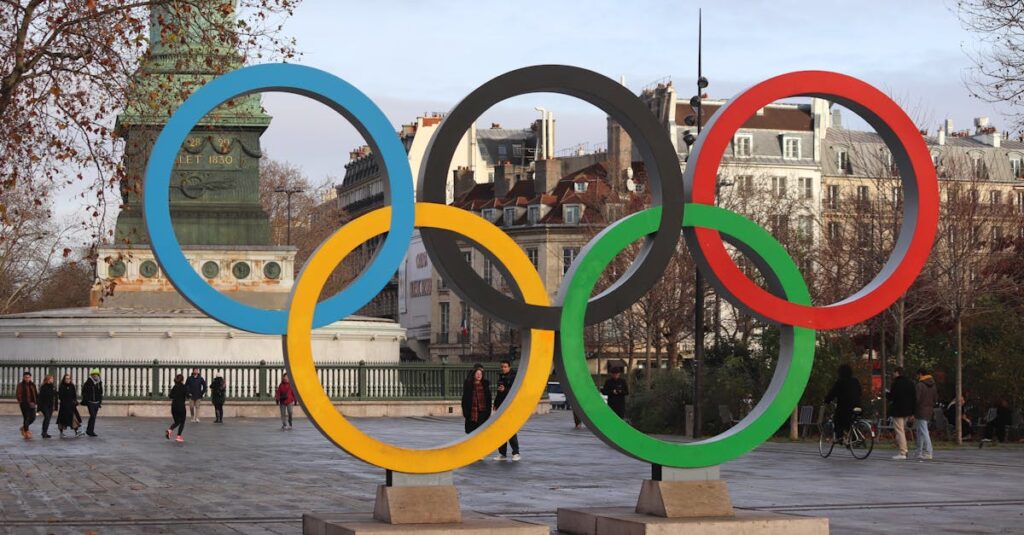 Illustration de JO Paris 2024 : Un Héritage Controversé Paris-Olympic-Games-aftermath