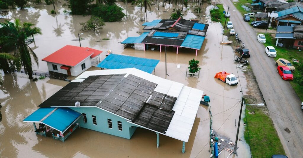 Illustration de Inondations dévastatrices au Texas : le bilan s'alourdit Texas-flood-devastation