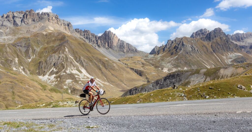 Illustration de Tour de France 2025 : Une étape amputée, la faute à la maladie bovine ! cycling-race-alps