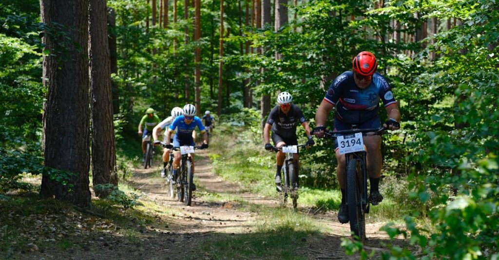 Illustration de Catastrophe pour le cyclisme français : un géant quitte la course cyclist-team-withdraw