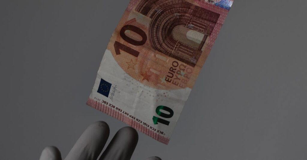 Illustration de Déficit public : un avenir d'austérité menace la France economic-crisis-france