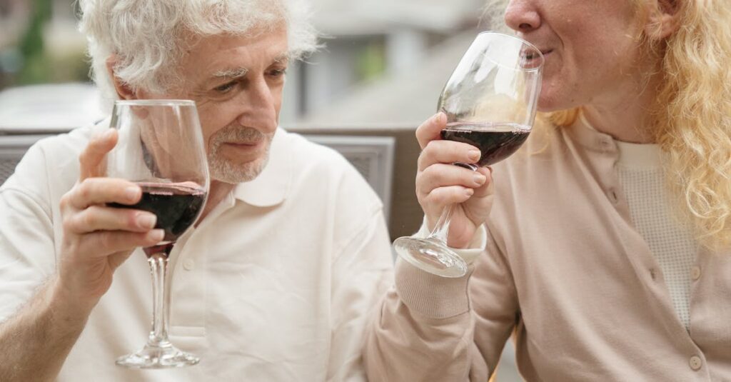 Illustration de Colocation Senior : Le Mirage d'une Vieillesse Heureuse ? elderly-shared-housing