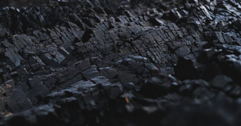 Illustration de Retraites: des milliards dans les énergies fossiles fossil-energy-investment
