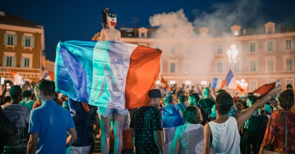 Illustration de La France sombre dans un patriotisme inquiétant french-flag-protest