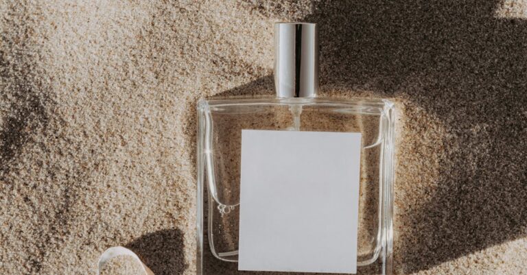 Illustration de LVMH face un déclin alarmant : le luxe en pleine tourmente luxury-market-decline