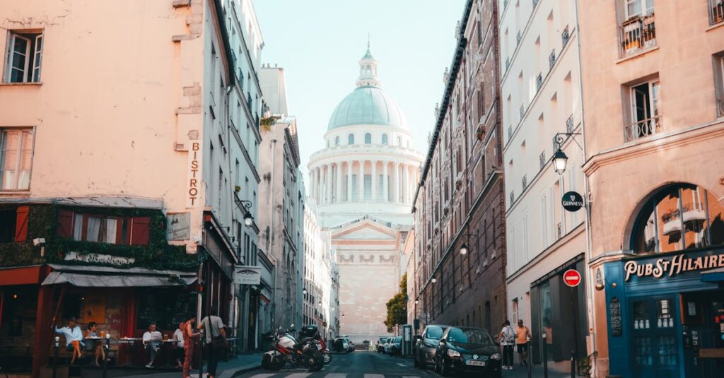 Illustration de Retraites : Le retour du cauchemar de la capitalisation ? old-French-pension-system
