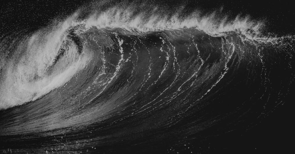 Illustration de Chaos Pacifique: Un séisme dévastateur déclenche des tsunamis tsunami-pacific-coast