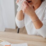 woman-financial-struggle