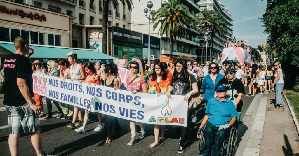 Illustration de Chaos à Nice : Tensions extrêmes entre militants pro-palestiniens et passants Nice-street-protest-1