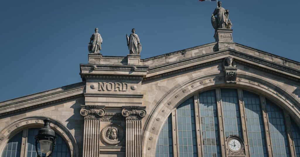 Illustration de Chaos ferroviaire : la SNCF, reine des pannes? Paris-Gare-du-Nord-trains