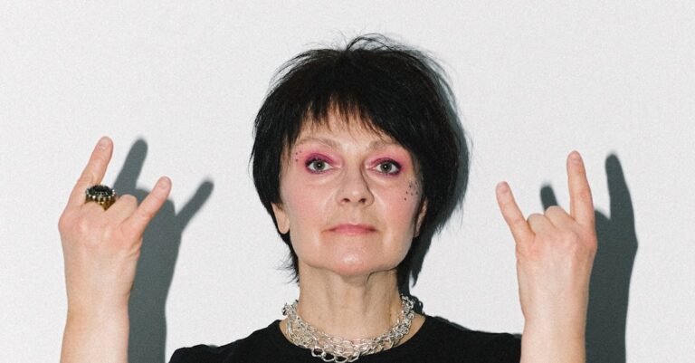 aging-artist-eyesight