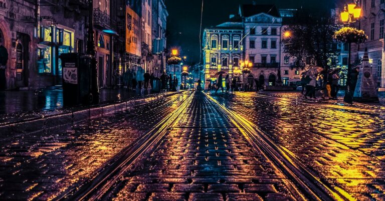 Illustration de Assassinat choquant en Ukraine : un ancien président du Parlement abattu assassination-Lviv-Ukraine-street