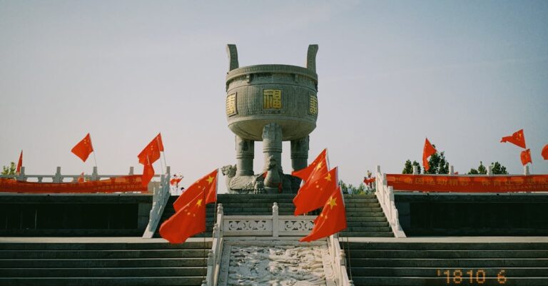 Illustration de L'alliance Chine-Russie : une illusion de puissance en déclin ? china-russia-flag
