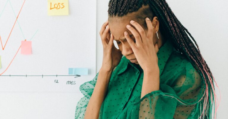 Illustration de Edenred: L'Optimisme Trompeur d'UBS Face aux Turbulences corporate-financial-crisis