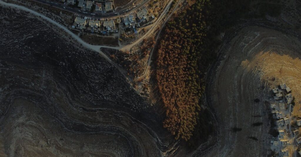 Illustration de Cisjordanie : Un projet de colonisation “enterre” l'espoir palestinien israel-west-bank-settlement-2