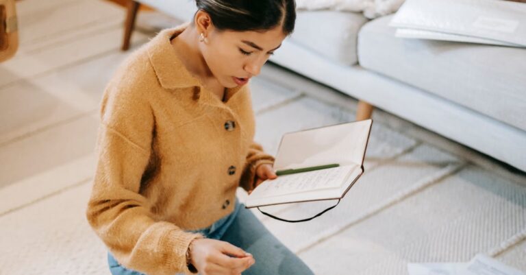 Illustration de La Poste : Une Nouvelle Flambée des Tarifs qui Accable les Français postage-stamp-increase