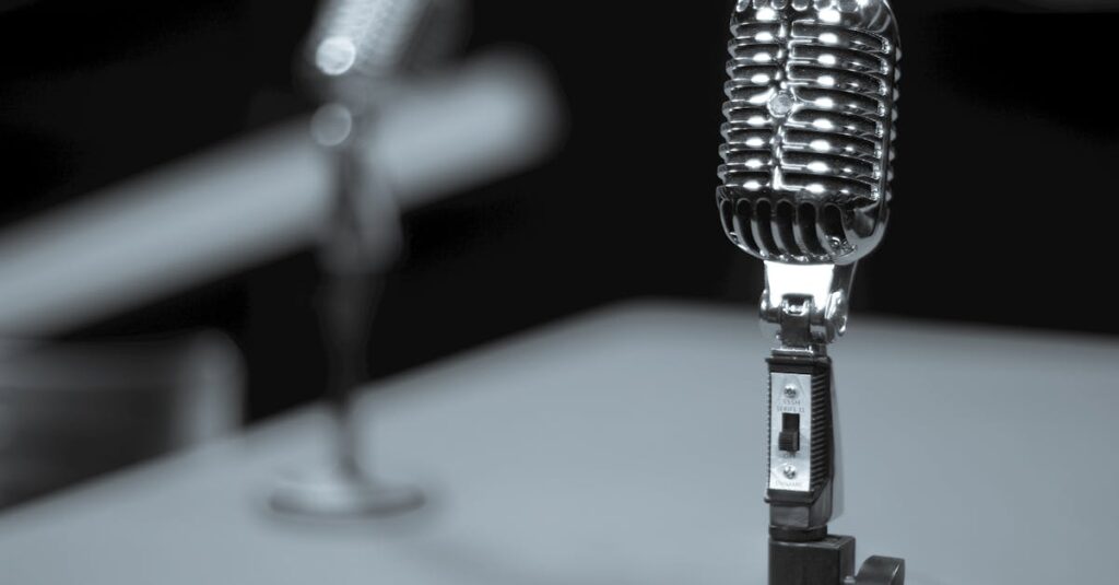 Illustration de La radio française en pleine crise de la quarantaine radio-microphone-crisis