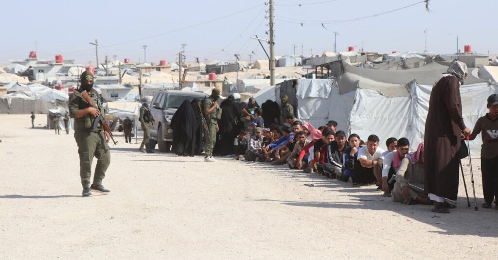 Illustration de Rapatriement partiel et controversé de jihadistes : la France sous le feu des critiques Al-Hol-camp-Syria