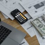 Falling-savings-chart