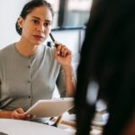 Marine-Le-Pen-speaking-Bordeaux