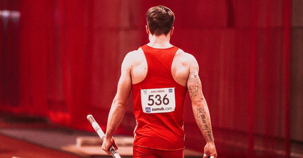 Illustration de Duplantis : Record du monde, ou l'art de l'appât du gain à la perche Mondo-Duplantis-pole-vault-1