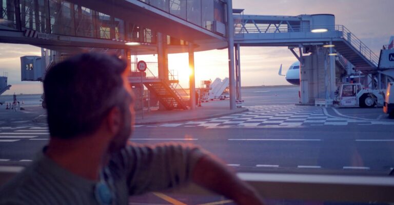 Illustration de Catastrophe évitée de justesse à Nice : la sécurité aérienne en question Nice-Airport-emergency-aircraft