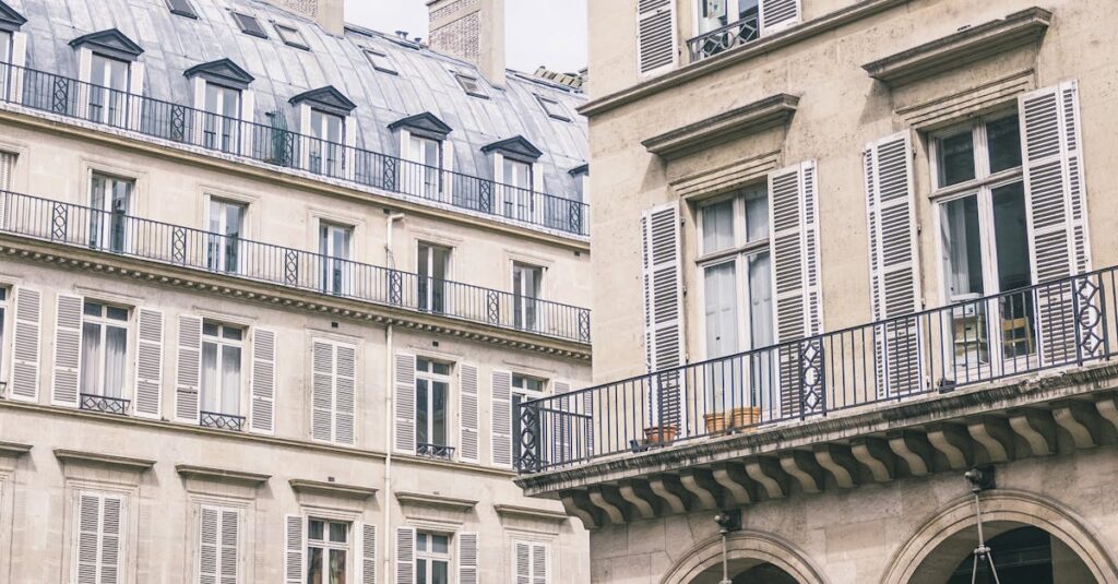 Illustration de Crédit immobilier: la fin d'une ère de prospérité ? Real-estate-crisis-France