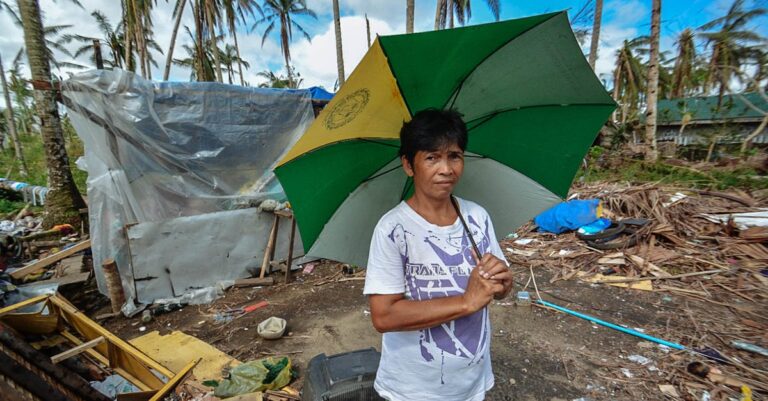 Illustration de Typhon Ragasa: l'Asie en panique face à la fureur climatique Supertyphoon-Ragasa-Philippines-destruction