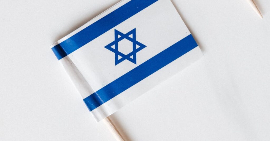 Illustration de Chaos chez LFI : Rima Hassan déchire Aymeric Caron sur Israël political-argument-Israel