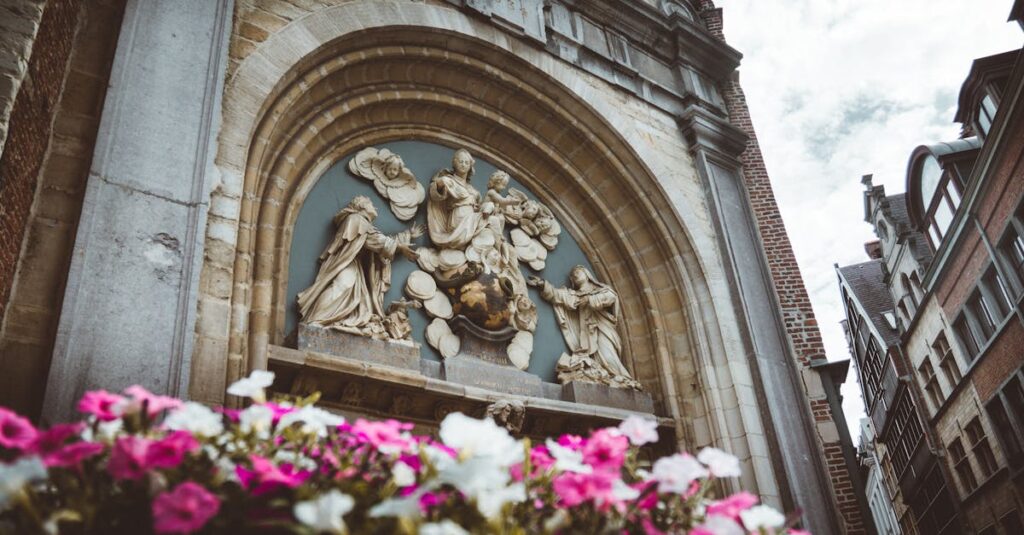 Illustration de Estrosi et son épouse visés par une plainte : le scandale éclate Christian-Estrosi-scandal