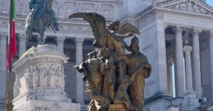 Italian-Parliament-chaos