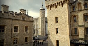 Illustration de Un criminel sexuel libéré par erreur sème le chaos à Londres London-prison-failure
