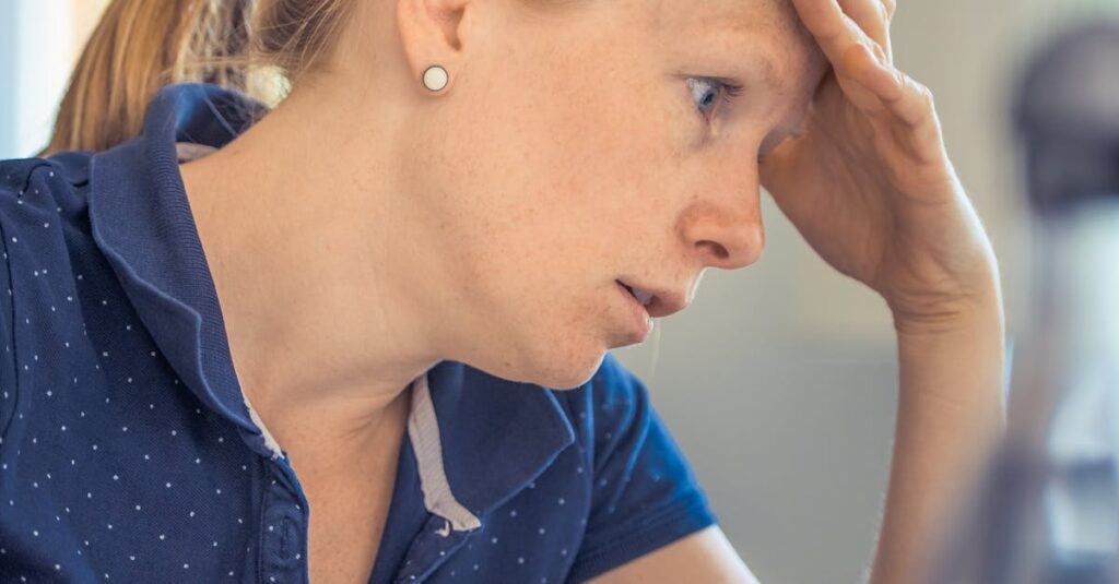 Illustration de SFR : Menace sur l'emploi, les syndicats craignent le pire SFR-employees-worried-1
