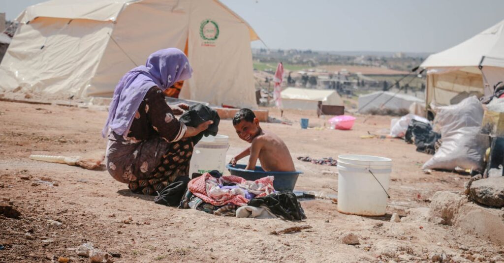 Illustration de Un retour forcé: 150 Syriens renvoyés de Libye vers un avenir incertain Syrian-refugees-repatriation