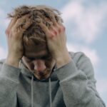 distressed-young-people