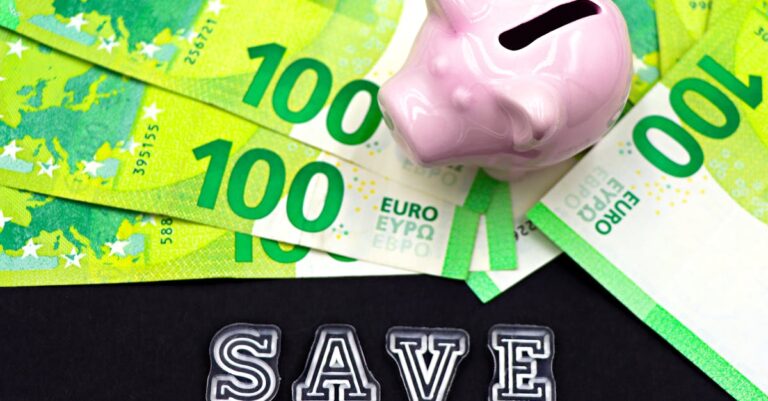 Illustration de Panne mondiale : êtes-vous prêts au chaos monétaire ? emergency-cash-euros