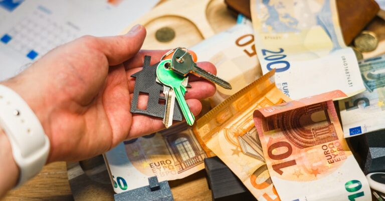 Illustration de Vendre son bien: le fiasco des agences traditionnelles house-sale-difficulties