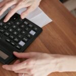 Elderly-couple-worried-finances