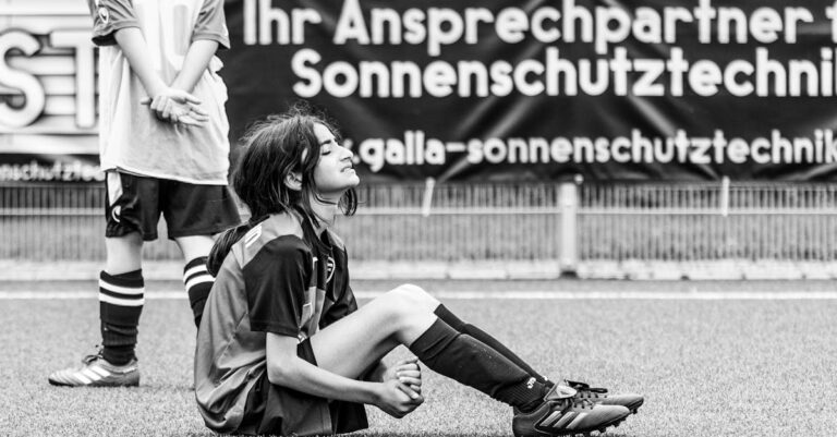 French-female-soccer-disappointment