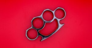 Oleron-violent-attack