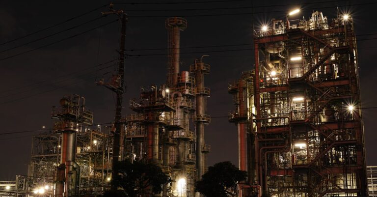Serbia-oil-refinery