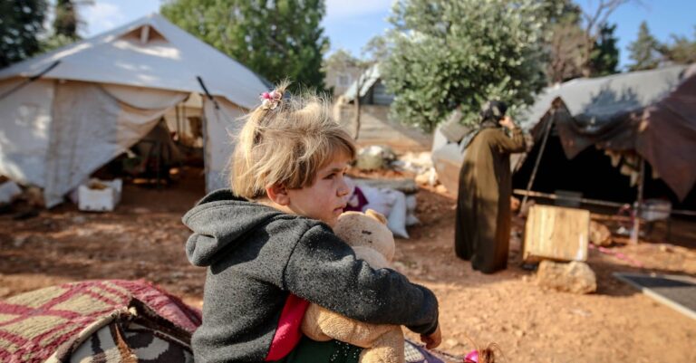 Syrian-refugees-return-home