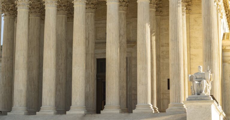 US-Supreme-Court-building