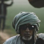 elderly-walking-uncertain