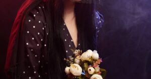 Illustration de Shein à Paris : l'arnaque du géant décrié fashion-consumerism-disappointment