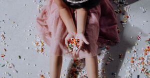 Illustration de Massacre au Liban : une famille décimée par une frappe israélienne injured-child-hospital-Lebanon