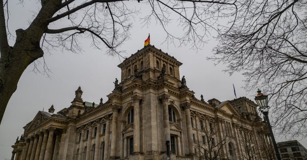 Edouard-Philippe-politics