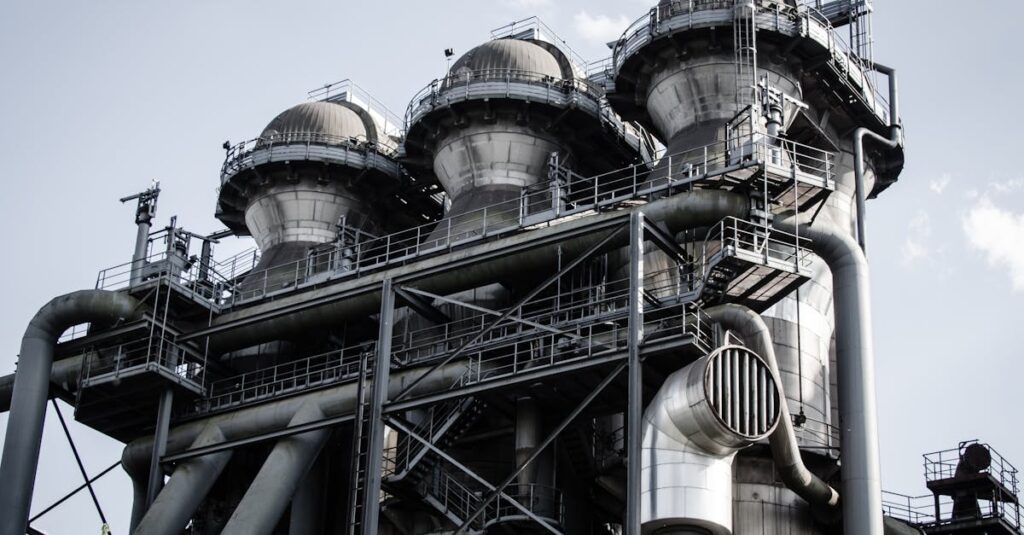 Illustration de ThyssenKrupp : la chute d'un géant, 11 000 emplois sacrifiés ThyssenKrupp-Duisburg-factory-closure